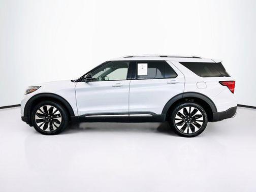 Space White Metallic 2025 Ford Explorer Platinum