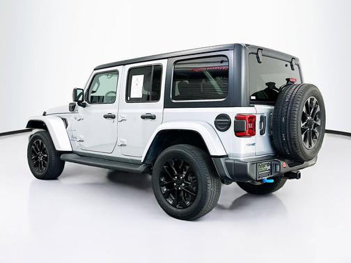 Silver Zynith Clearcoat 2023 Jeep Wrangler 4xe Sahara