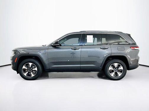 2022 Jeep Grand Cherokee 4xe Base