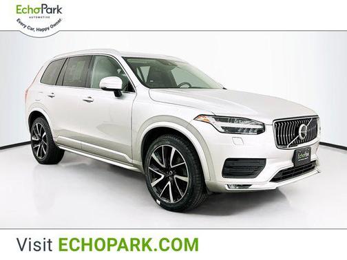 2021 Volvo XC90 T6 Momentum