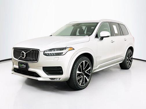 2021 Volvo XC90 T6 Momentum
