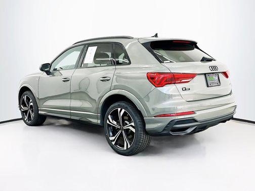 2023 Audi Q3 45 S line Premium Plus