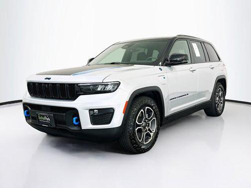 Silver Zynith 2022 Jeep Grand Cherokee 4xe Trailhawk