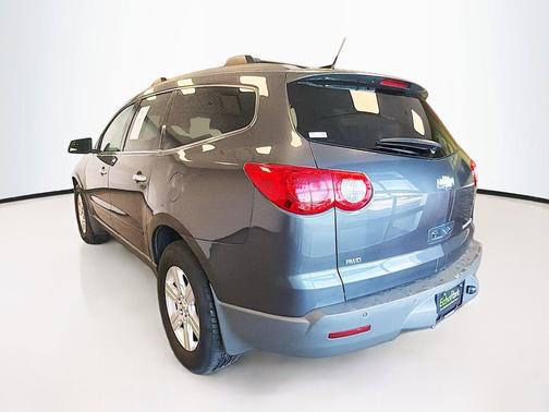 Cyber Gray Metallic 2012 Chevrolet Traverse LT