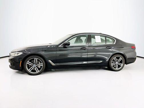 2022 BMW 530 i xDrive