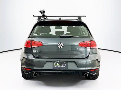 2015 Volkswagen Golf GTI 2.0T S 4-Door