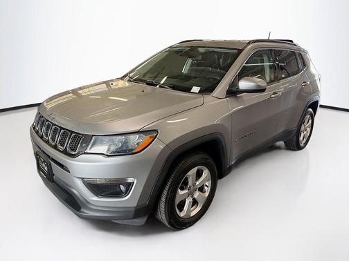 Billet Silver Metallic Clearcoat 2019 Jeep Compass Latitude