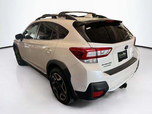 Crystal White Pearl 2019 Subaru Crosstrek 2.0i Limited