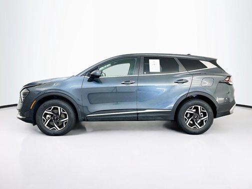 Gravity Gray 2025 Kia Sportage LX