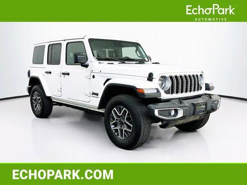 Bright White Clearcoat 2025 Jeep Wrangler 4-Door Sahara 4x4