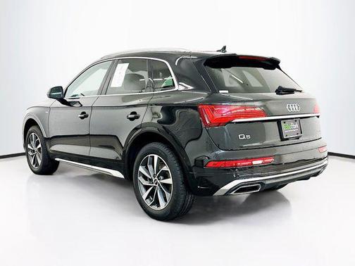 2023 Audi Q5 45 S line Premium Plus