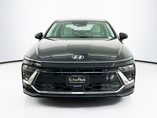 2025 Hyundai SONATA Hybrid SE