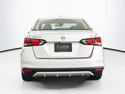 2021 Nissan Versa 1.6 SV
