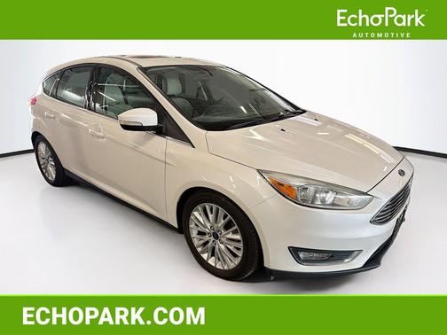 White Platinum Metallic Tri-Coat 2016 Ford Focus Titanium