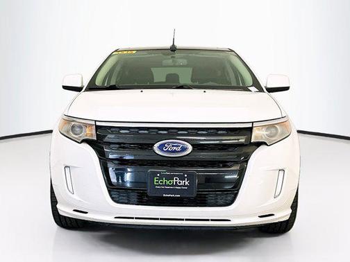 White Platinum Metallic Tri-Coat 2011 Ford Edge Sport