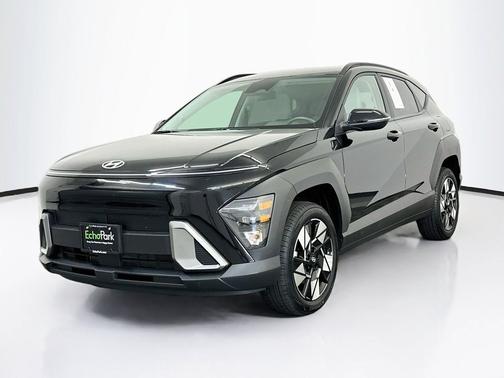 Abyss Black Pearl 2025 Hyundai KONA SEL