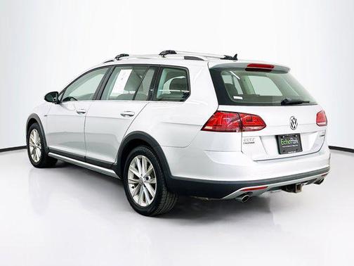 2017 Volkswagen Golf Alltrack TSI S