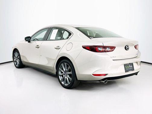 2025 Mazda Mazda3 FWD w/Preferred Package