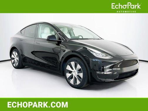 2022 Tesla Model Y Long Range Dual Motor All-Wheel Drive
