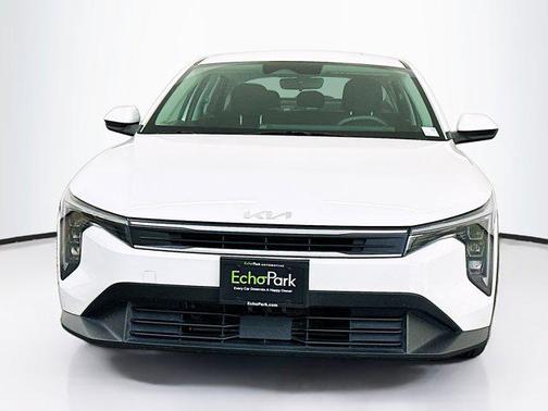 Snow White Pearl 2025 Kia K4 LXS