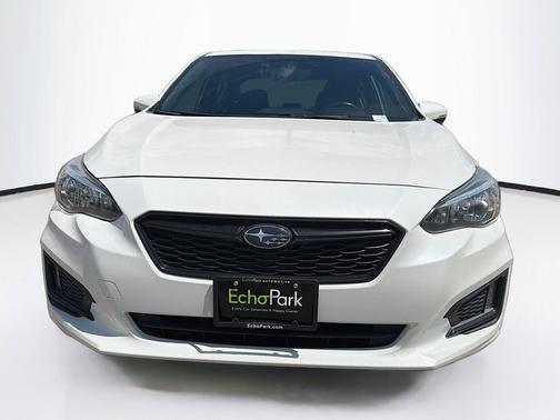 Crystal White Pearl 2017 Subaru Impreza 2.0i Sport