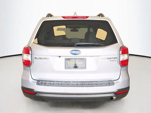 Ice Silver Metallic 2016 Subaru Forester 2.5i Premium