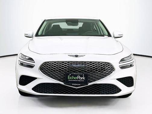 Uyuni White 2025 Genesis G70 2.5T AWD