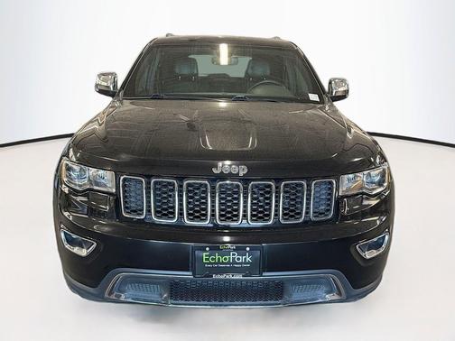 Diamond Black Crystal Pearlcoat 2019 Jeep Grand Cherokee Limited