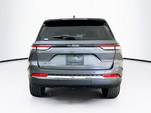 Baltic Gray Metallic Clearcoat 2022 Jeep Grand Cherokee 4xe Base