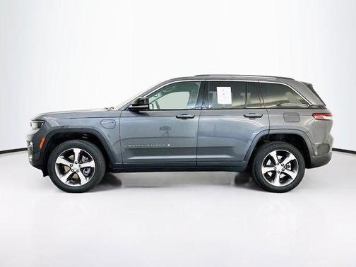 Baltic Gray Metallic Clearcoat 2022 Jeep Grand Cherokee 4xe Base
