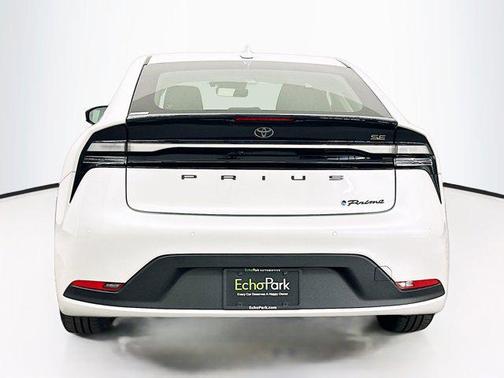 2024 Toyota Prius Prime SE
