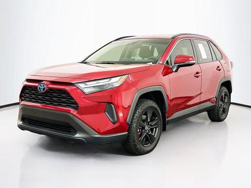 2022 Toyota RAV4 Hybrid XLE