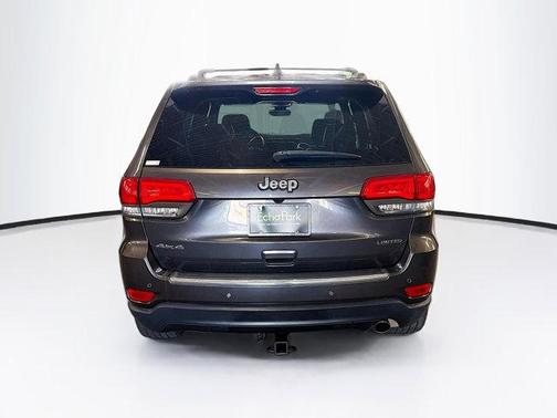 Granite Crystal Metallic Clearcoat 2017 Jeep Grand Cherokee Limited