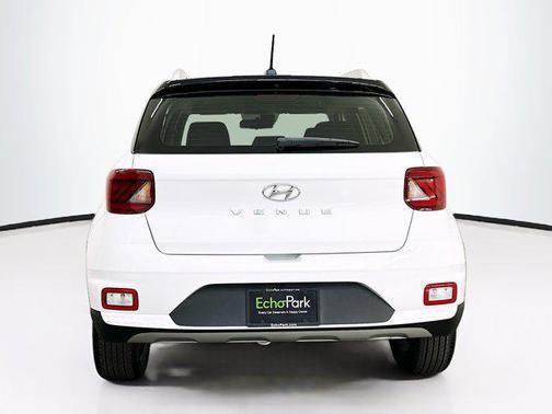 2023 Hyundai VENUE Limited