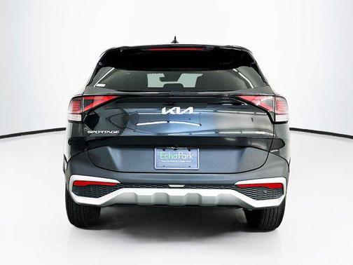 Ebony Black 2025 Kia Sportage LX