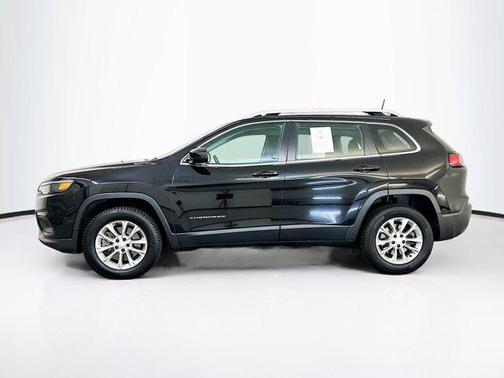 Diamond Black Crystal Pearlcoat 2019 Jeep Cherokee Latitude