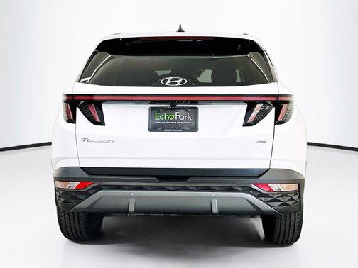 White Pearl 2024 Hyundai TUCSON Limited