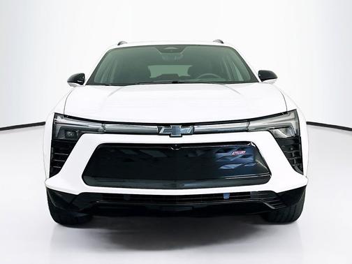 Summit White 2024 Chevrolet Blazer EV eAWD RS