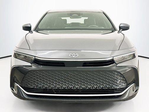 2024 Toyota Crown XLE