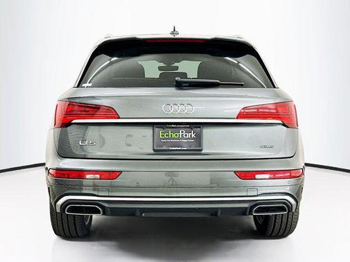2022 Audi Q5 45 S line Premium Plus