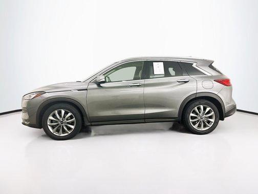 2022 INFINITI QX50 LUXE AWD