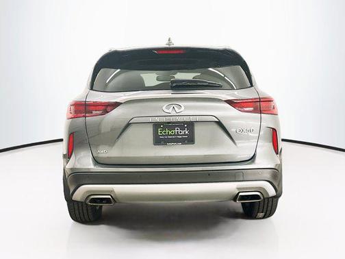 2022 INFINITI QX50 LUXE AWD
