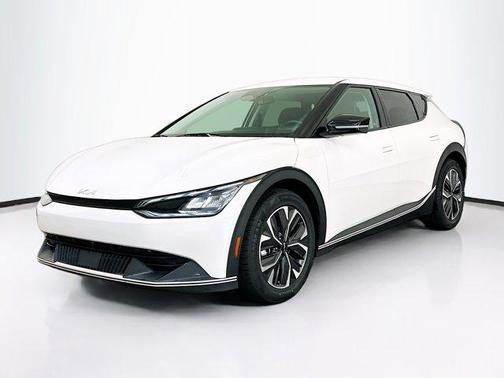 Snow White Pearl 2024 Kia EV6 Light Long Range