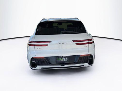 Uyuni White 2025 Genesis GV70 2.5T AWD