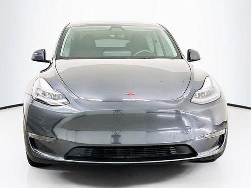 2024 Tesla Model Y Long Range Dual Motor All-Wheel Drive