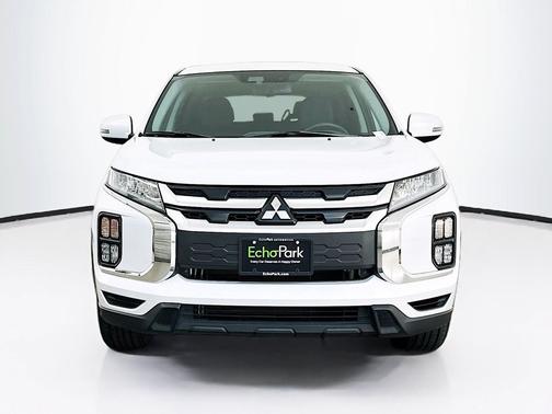 White Diamond 2024 Mitsubishi Outlander Sport SE