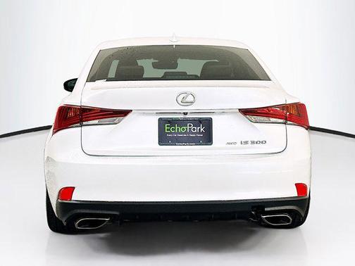 2018 Lexus IS 300 Base