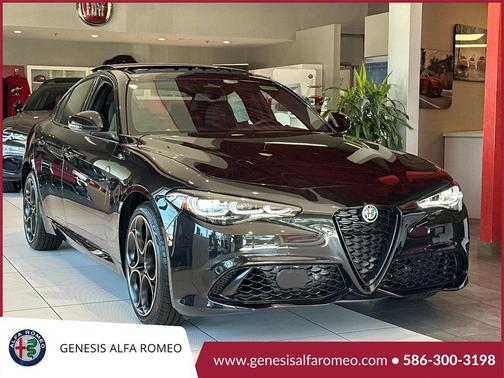 2025 Alfa Romeo Giulia Intensa