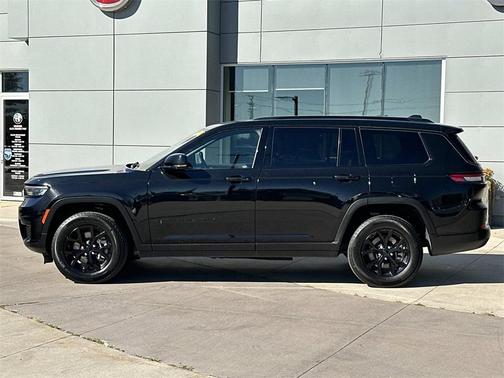 2024 Jeep Grand Cherokee L Laredo