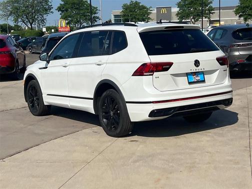 2022 Volkswagen Tiguan 2.0T SE R-Line Black